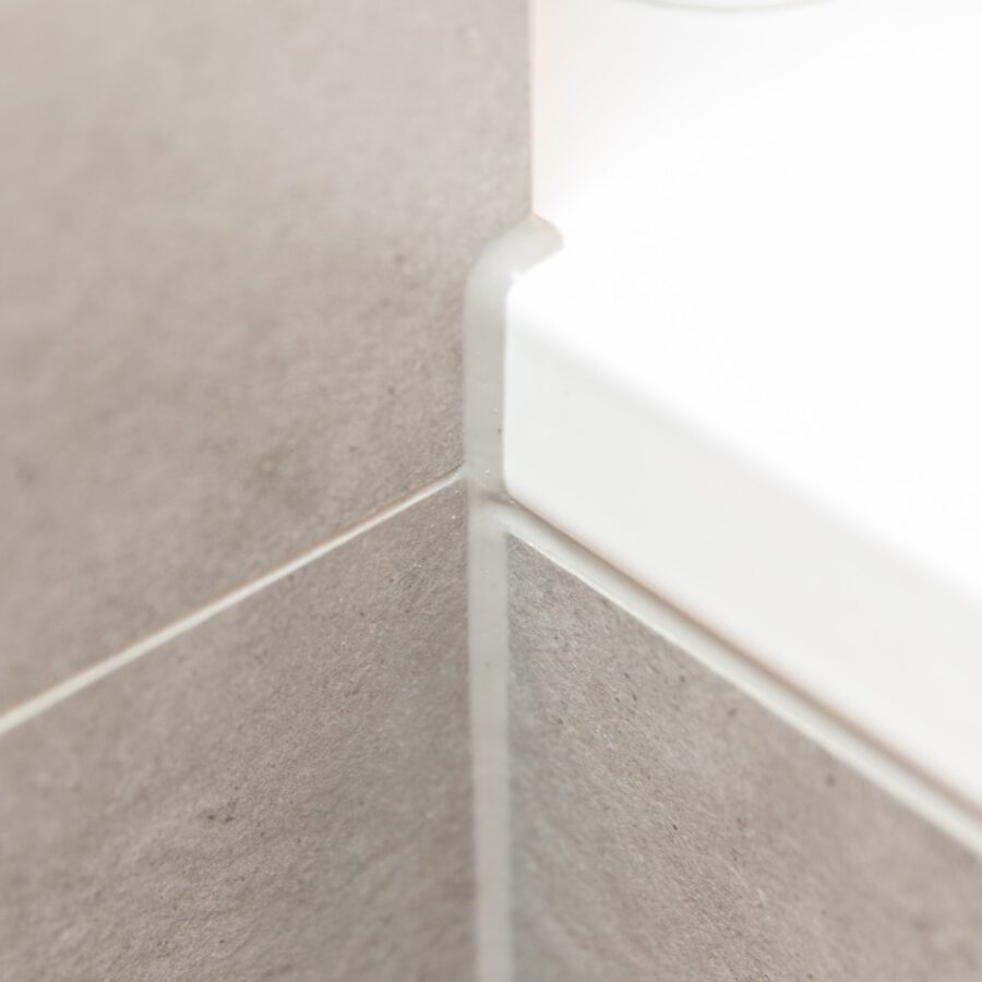 Badezimmer Modernisierung im Dachgeschoß - Fliesen.Naturstein.Design